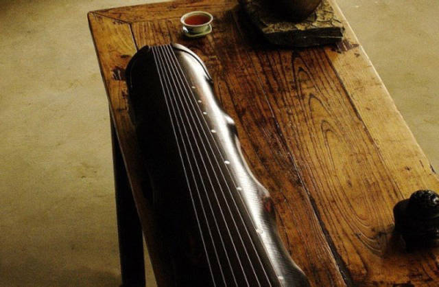 玉树藏族自治州古琴蕴含的传统文化，一把古琴制备出来要两年的时间